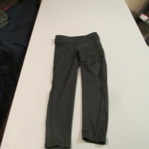 3 Pcs Active By Old Navy Pants Top Set Size Medium - Picture 4 of 15